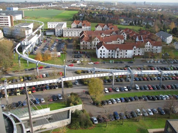 Schoene Grosse Wohnung 2 Schlafzimmer Bis 6 Pax Naehe Stadion Signal Iduna Dortmund Exteriör bild